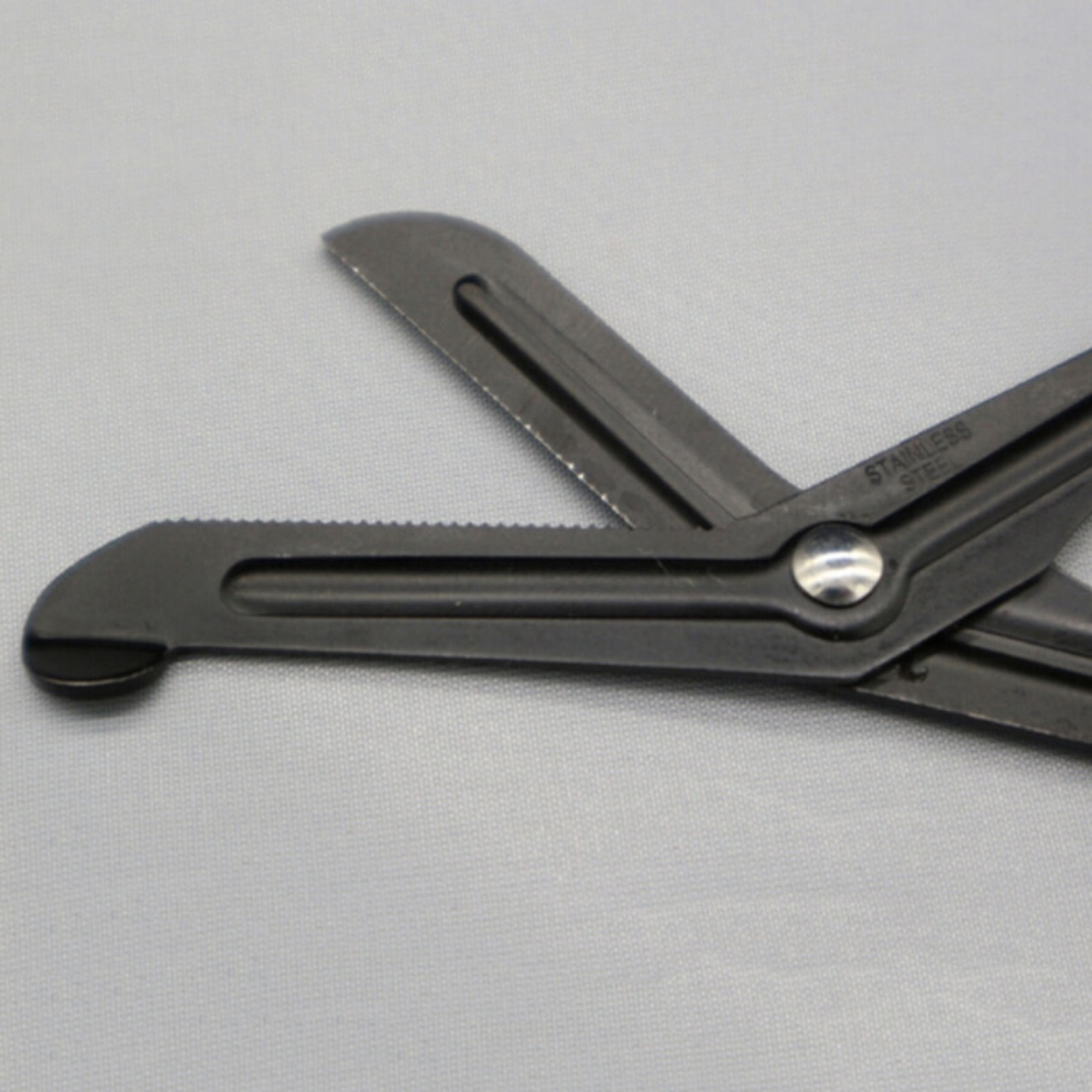 Bondage EMT Safety Scissors | Sex Toy BDSM | Erotic Toy Shop Subana Bondage EMT Safety Scissors | Sex Toy BDSM | Erotic Toy Shop Subana